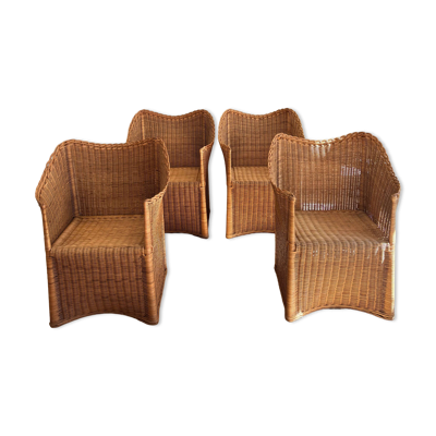 4 chaises modernistes en rotin