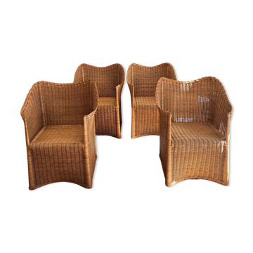 4 chaises modernistes en rotin