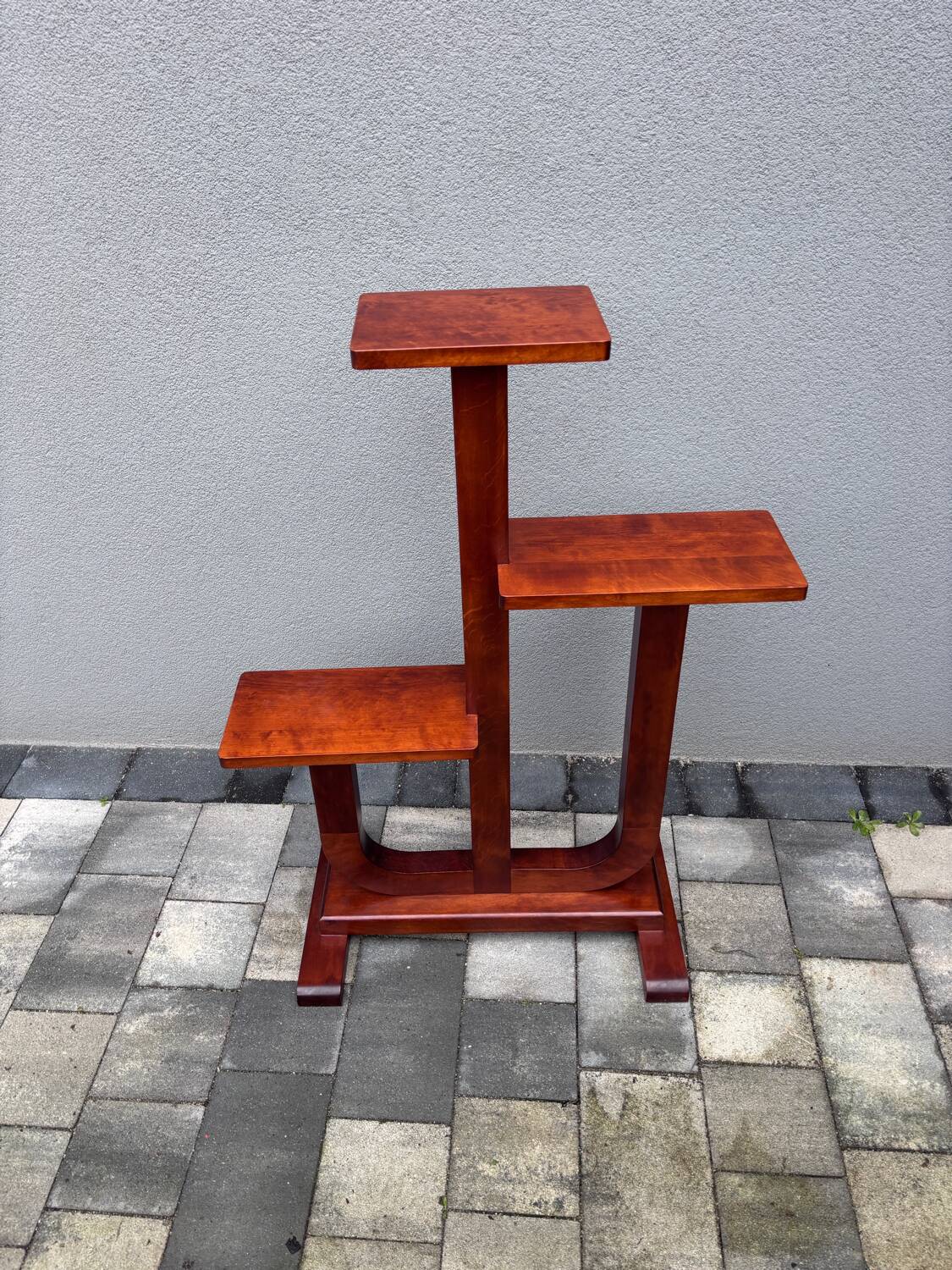 Art deco flower stand