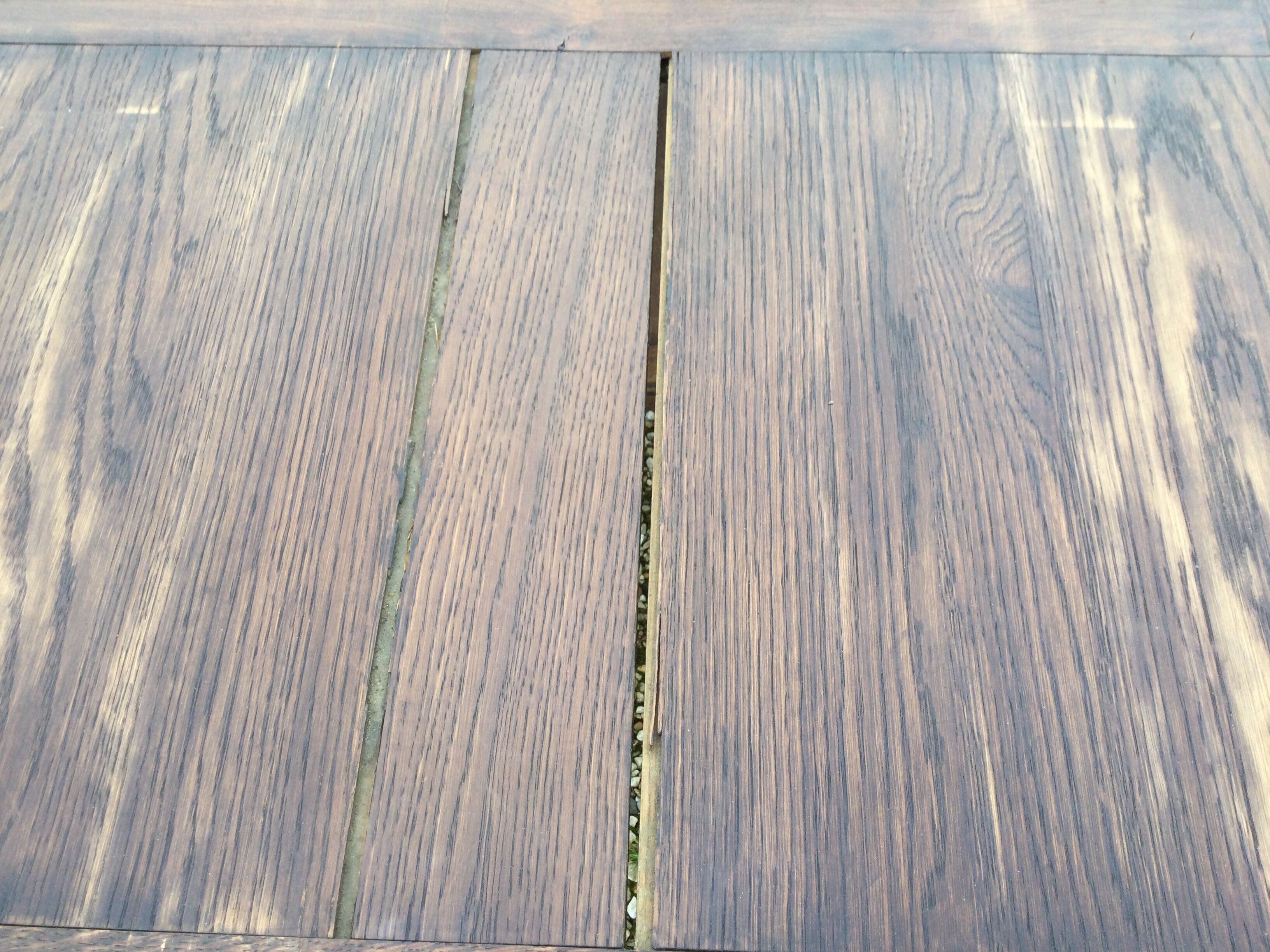 Farm table