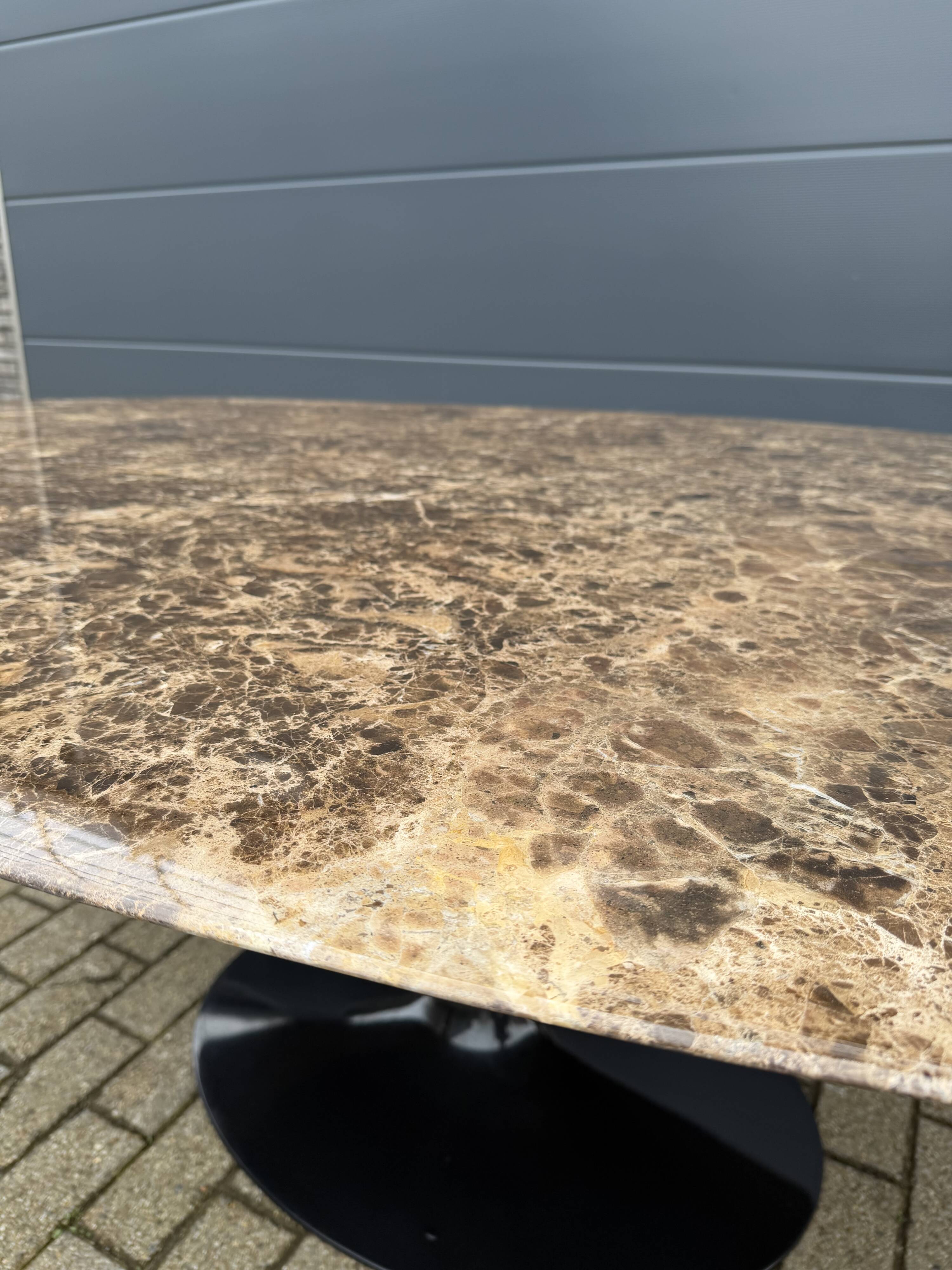 Original oval dining table Knoll Tulip (244cm) Emperador