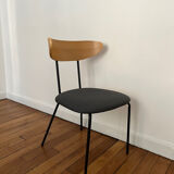 Set of chairs