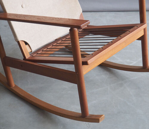 Rocking chair Hans Olsen model 532A 60s