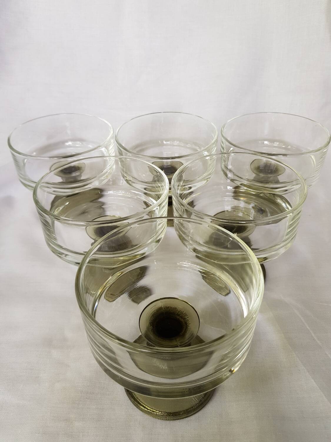 Ensemble de 6 tasses à dessert à pied vert par Venam Italie 1970