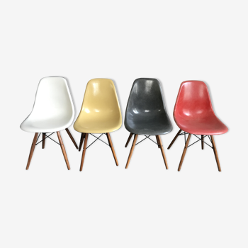 Lot de 4 Chaises DSW par Charles et Ray Eames pour Herman Miller