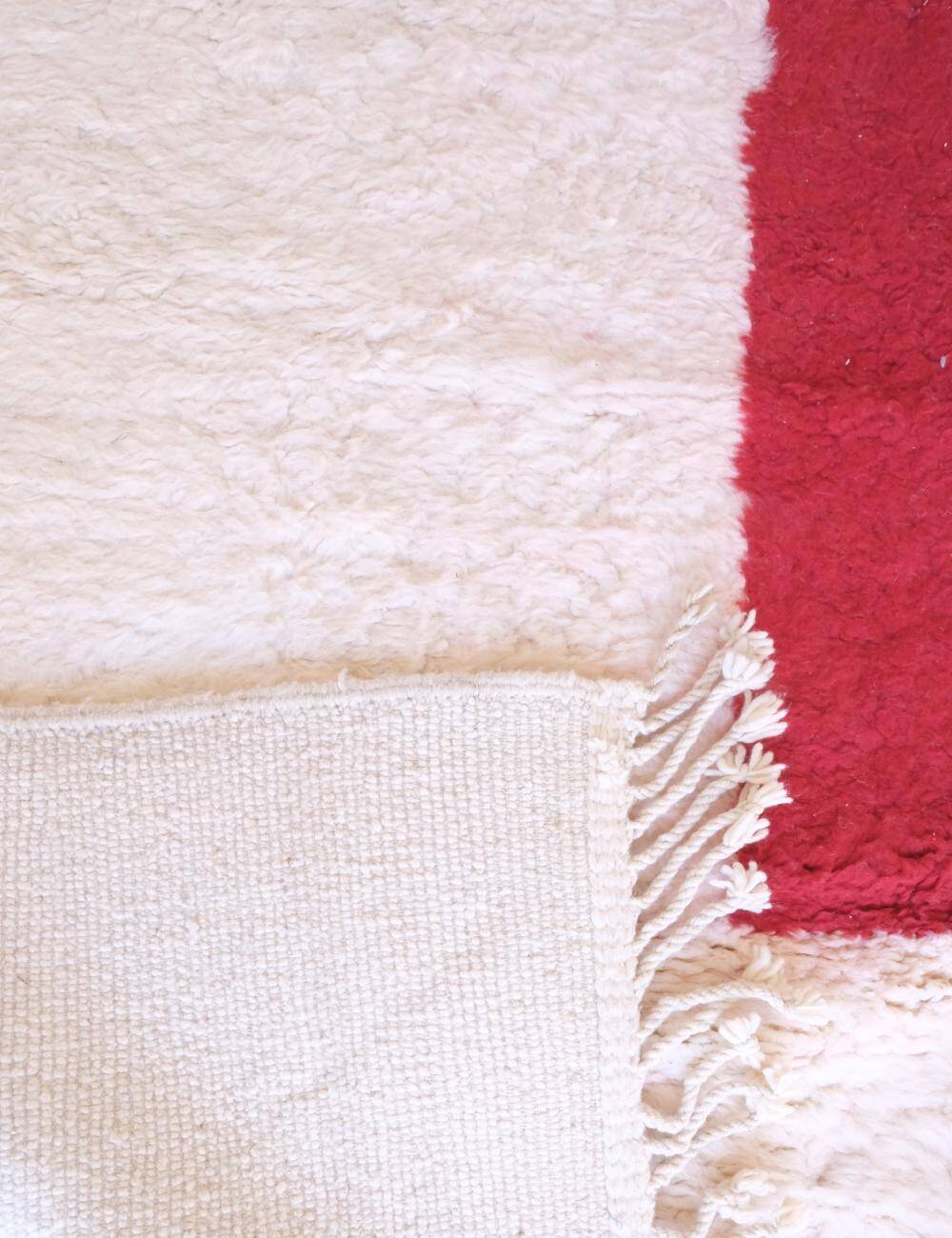 Contemporary Rug - 355 x 251 cm