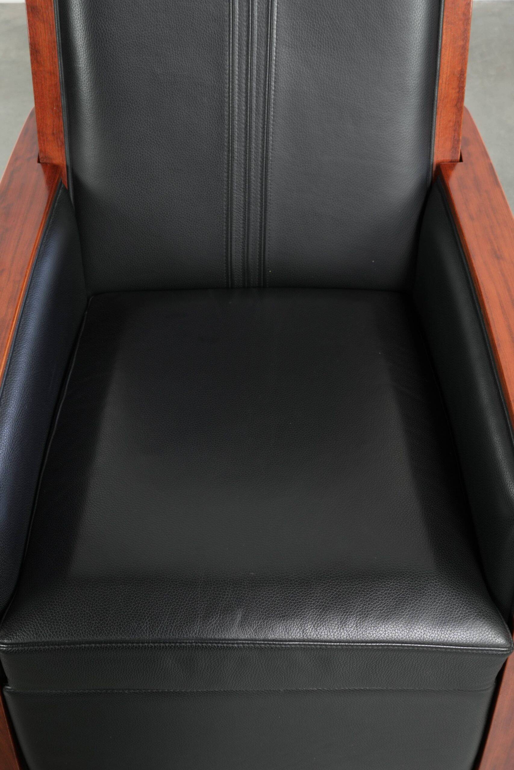Recliner électrique réglable au design Art Déco en cuir de vache noir