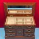 Jewelry box