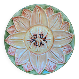 Water lily trompe l'oeil barbotine dish