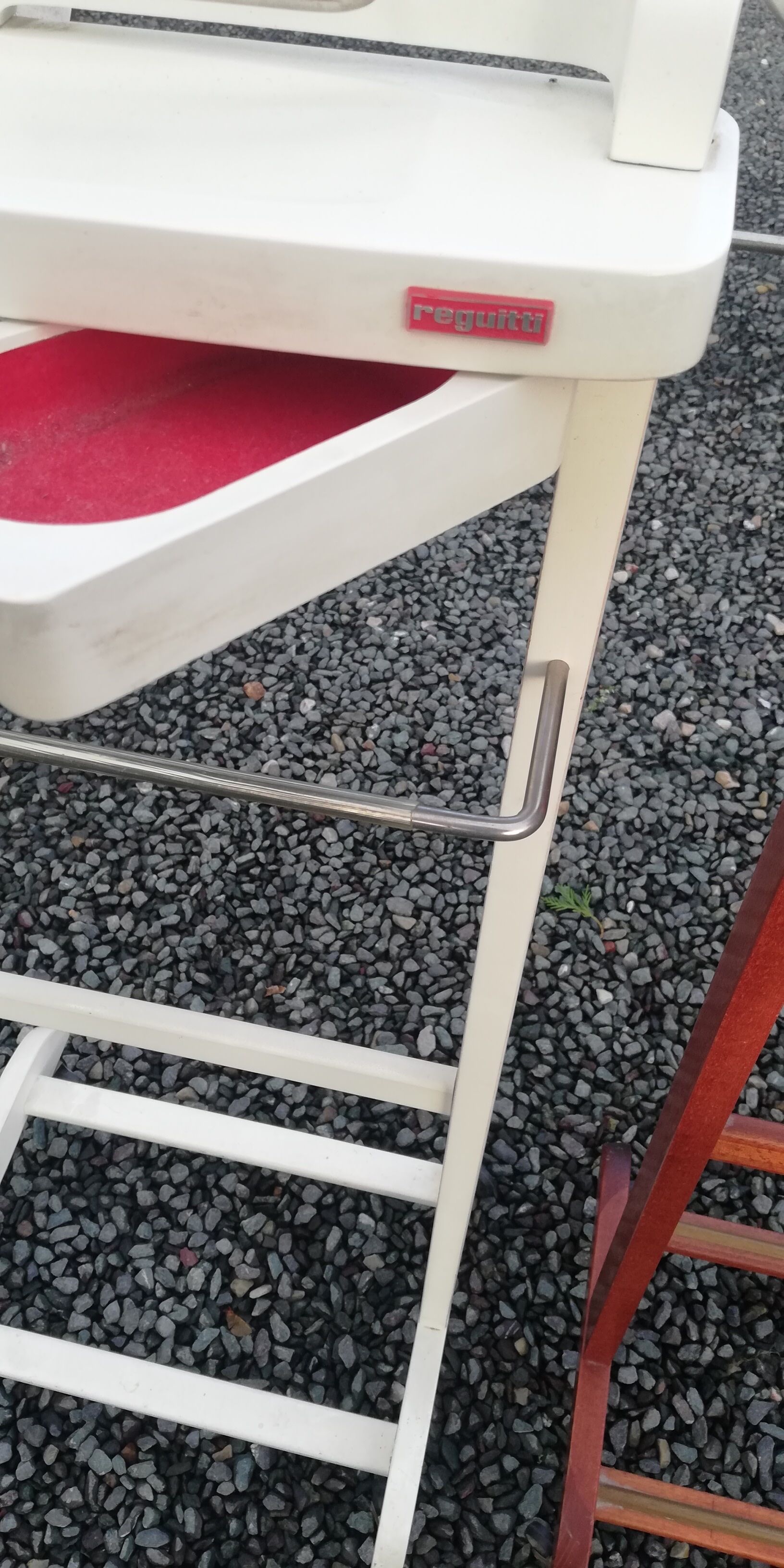 Pair of valets Fratelli Reguitti