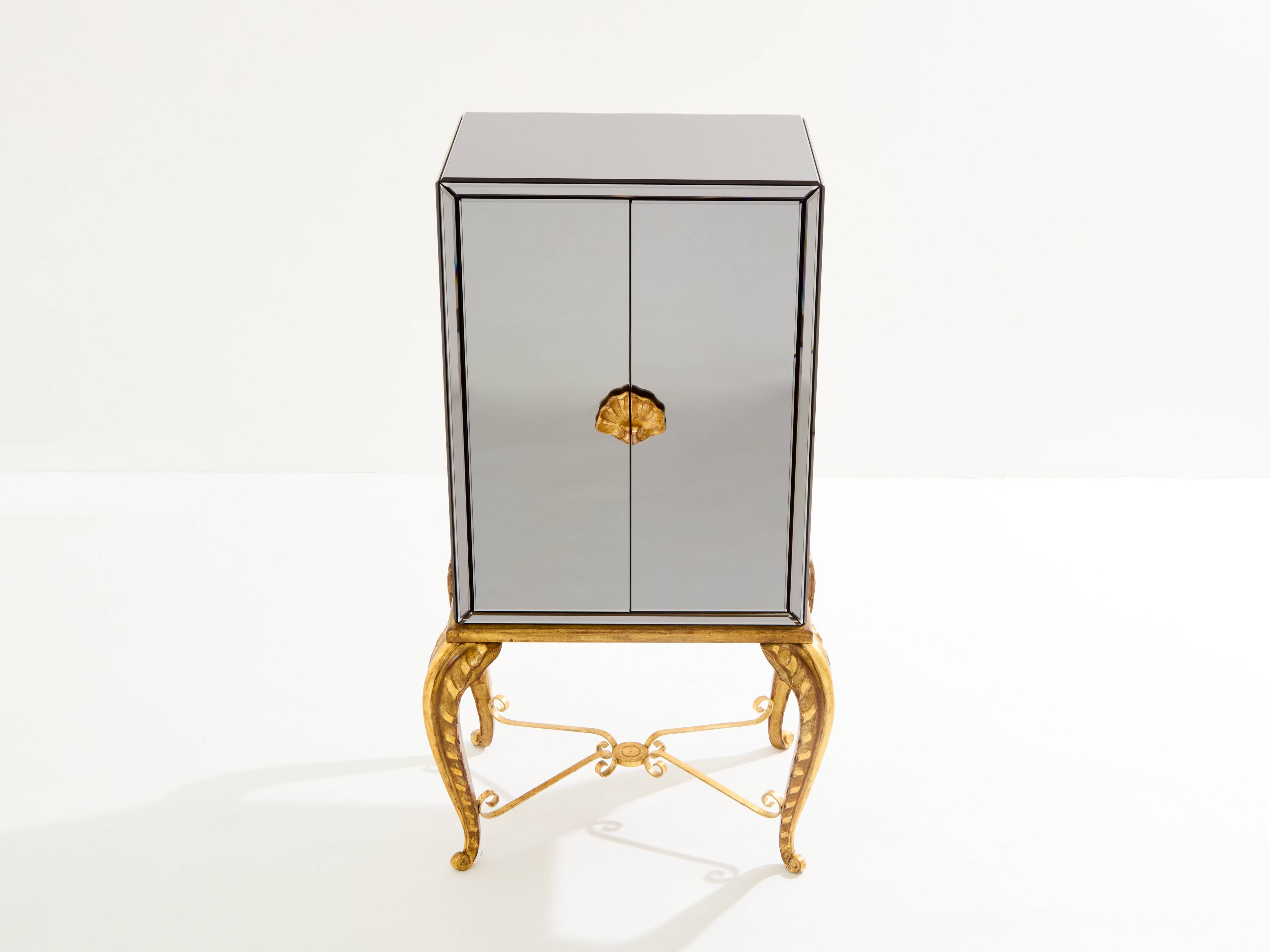 Maison Jansen bar cabinet in gilded wood and mirrors circa 1940