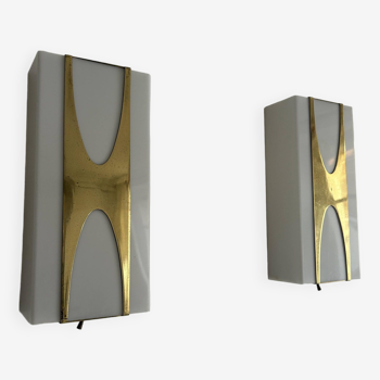 Pair of Loewy wall lights for Hilton, brass and Perspex, France 1965