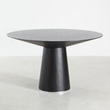 BoConcept Amari dining table