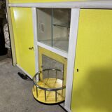 Yellow vintage kitchen furniture in Formica