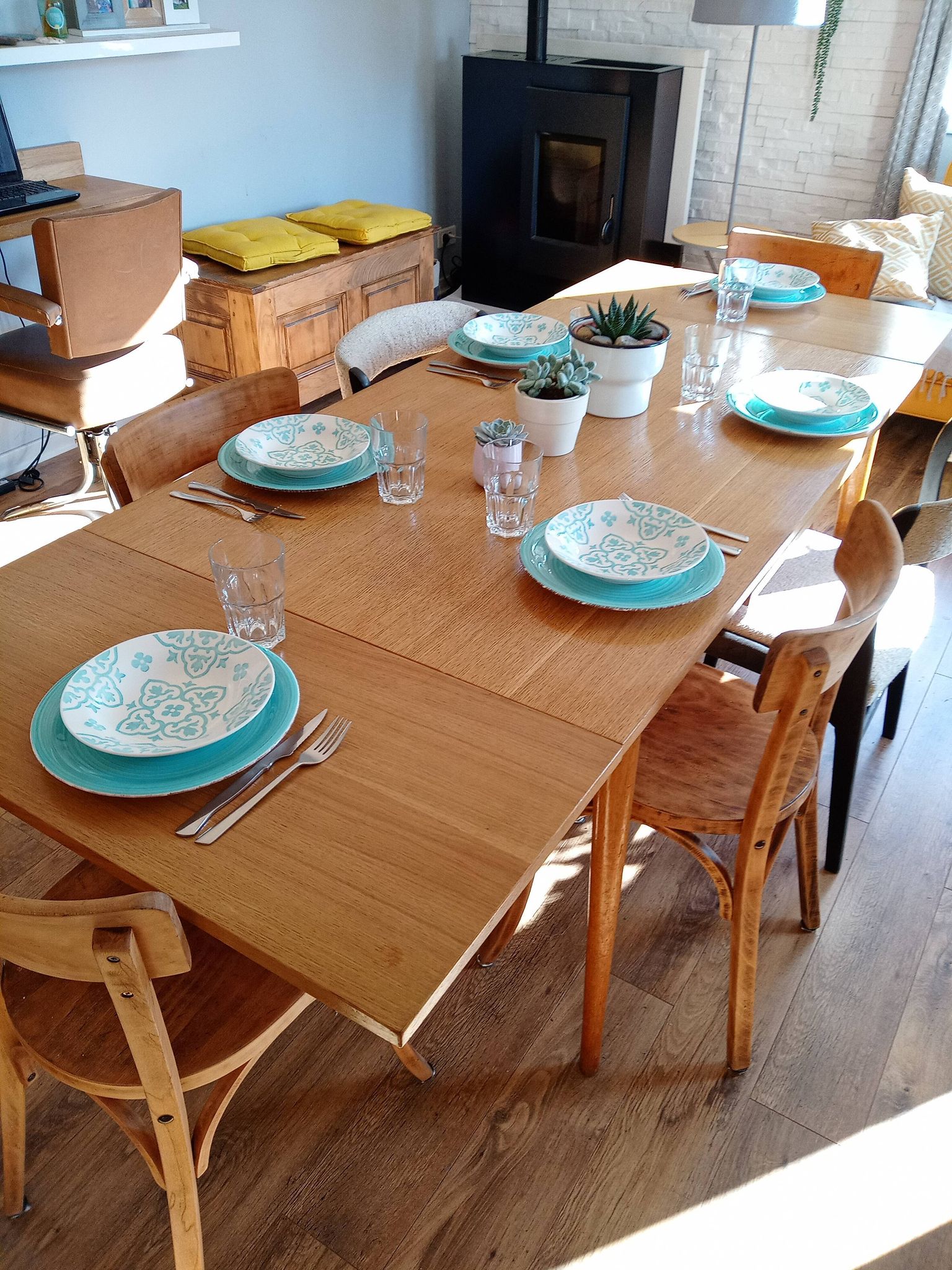 Table à manger scandinave