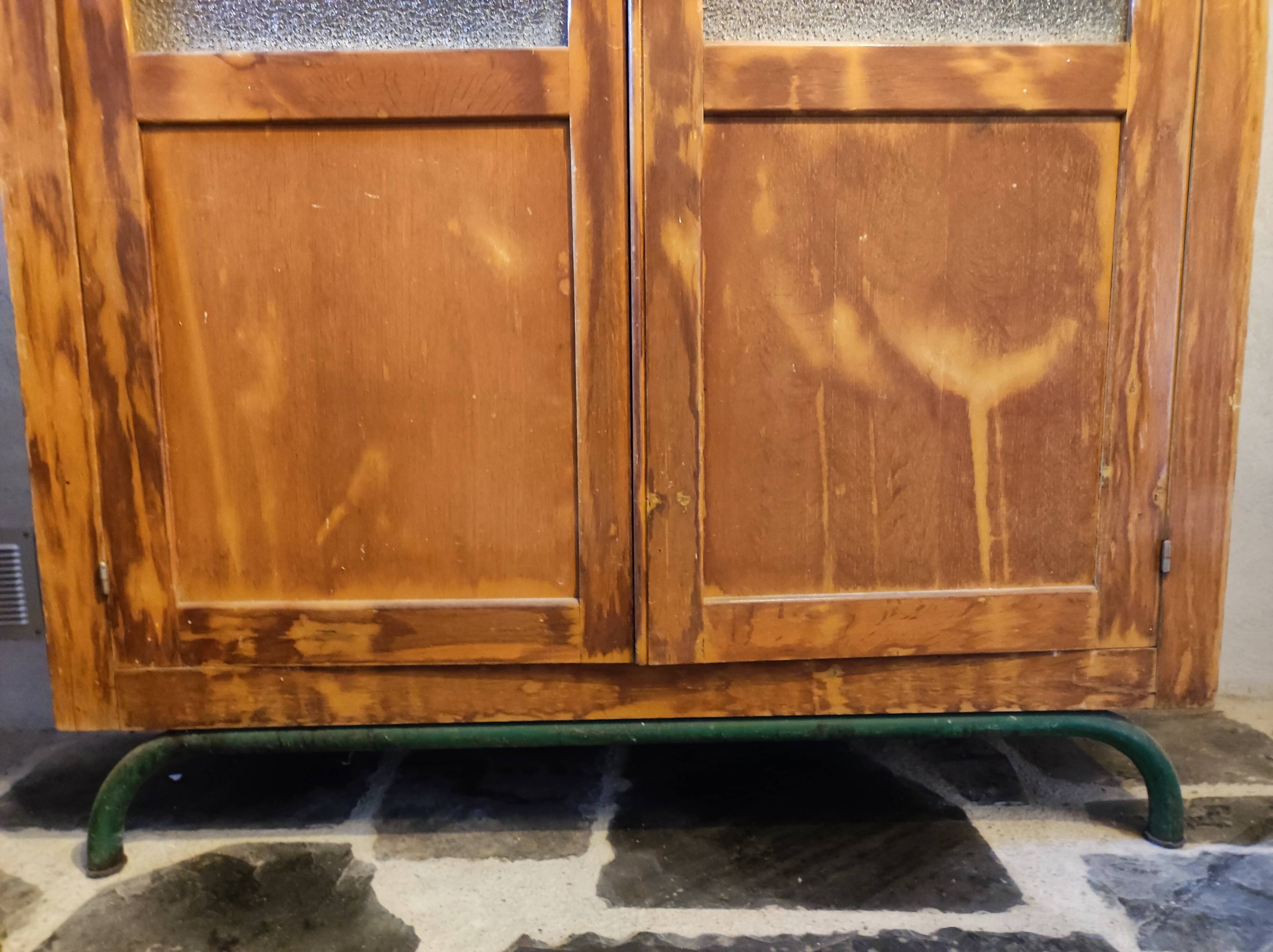 Armoire d'école vitrée, années 50