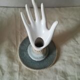 Baguier soliflore hand on pedestal