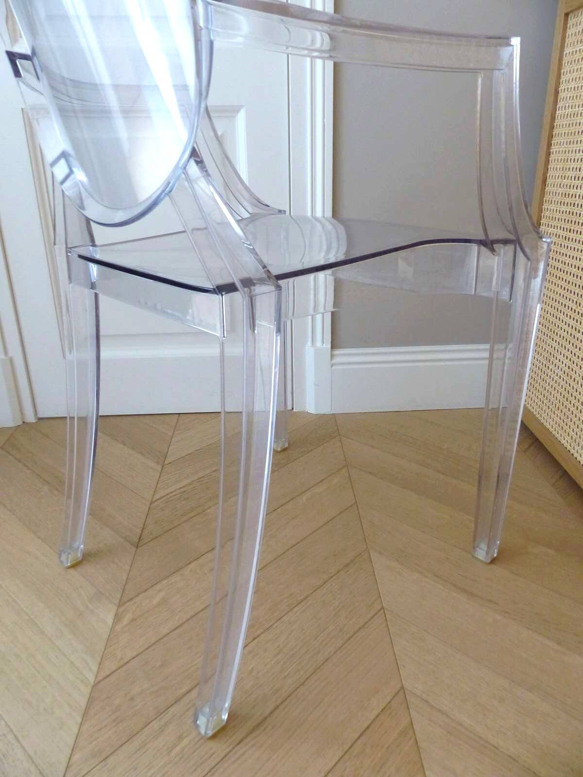 Fauteuil Kartell " Louis Ghost " Cristal design Philippe Starck