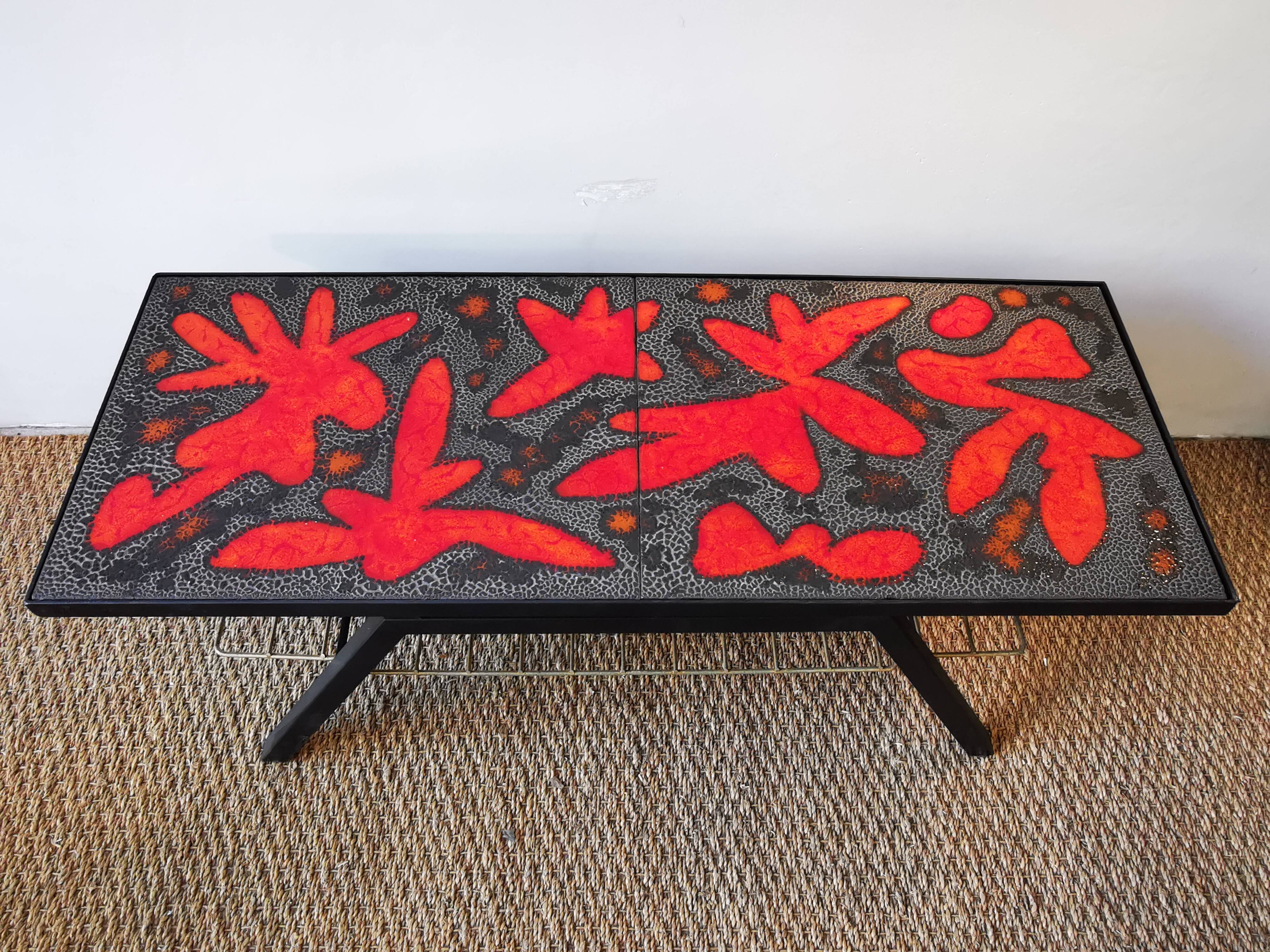 Coffee table of the "cloutier brothers" in lava stone 50s