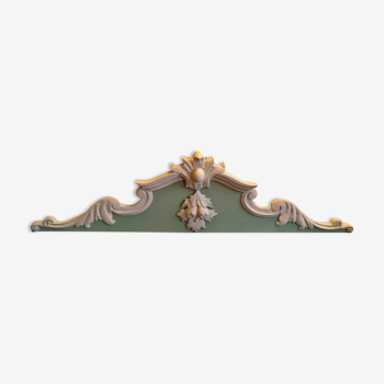 Old wood pediment color fenouille linen moldings