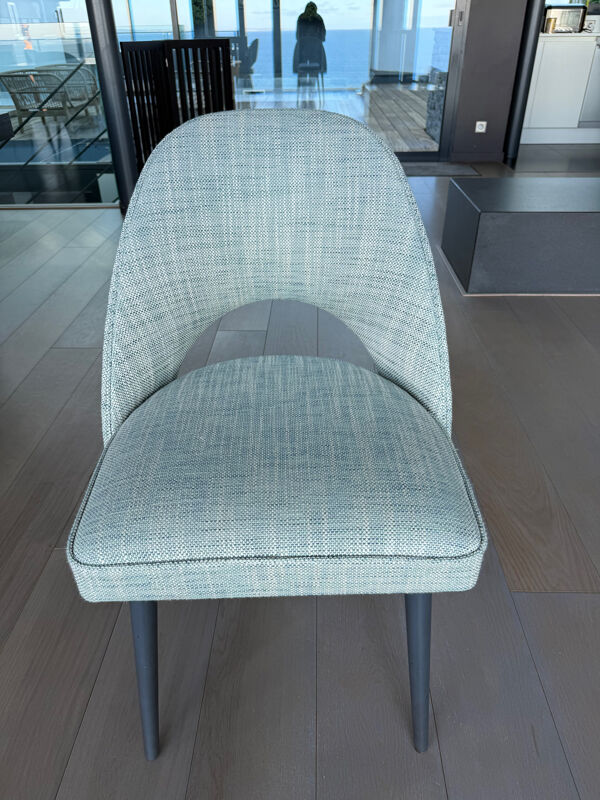 Chaise Roche Bobois modèle Fenice