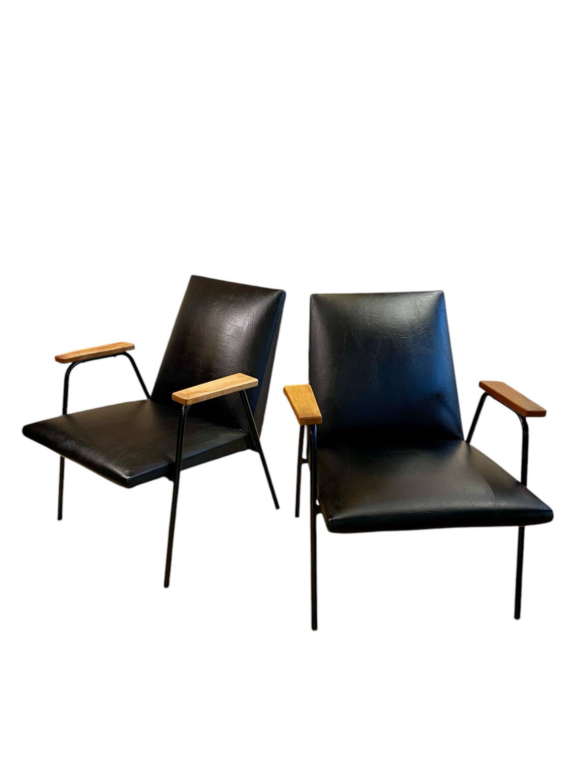 Pair of "Robert" armchairs by Pierre Guariche for Meurop 1962