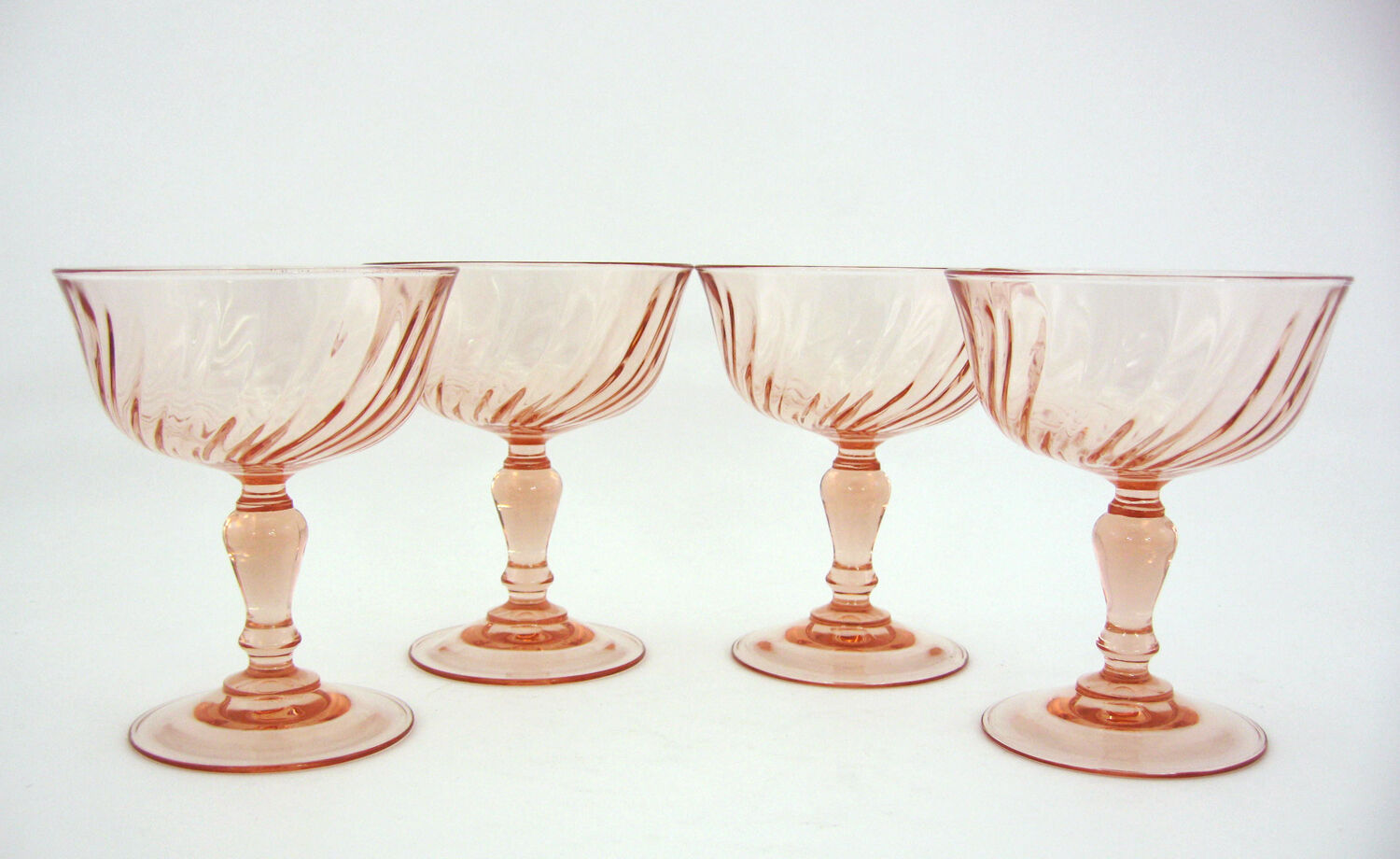 4 champagne glasses in powder pink twisted glass - Rosaline Luminarc Arcoroc - vintage 80s