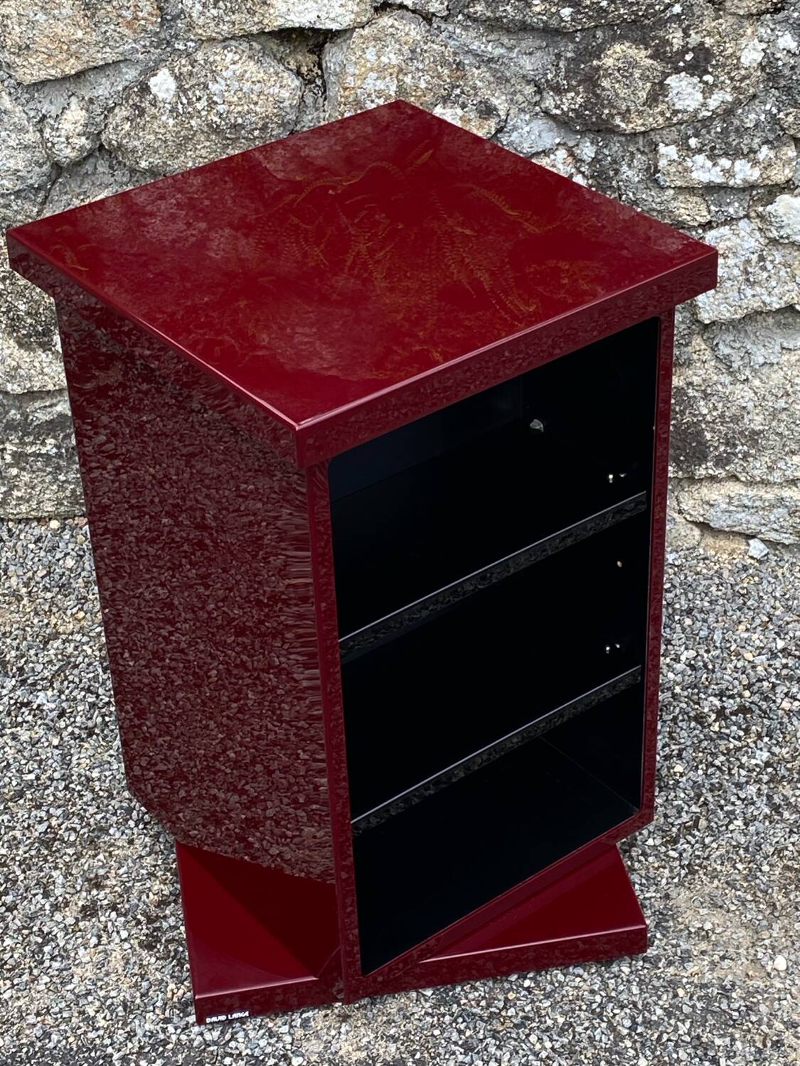 Square plexiglass shelf, burgundy red, david lange vintage 1980