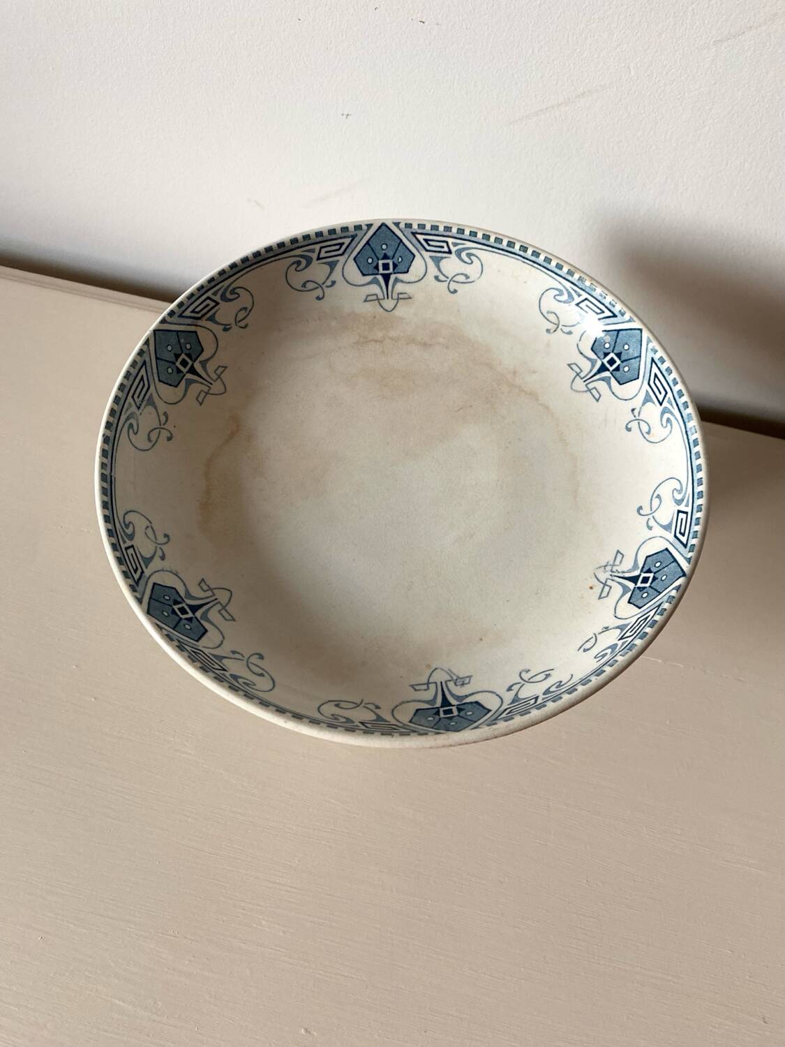 Earthenware fruit bowl, Terre de fer