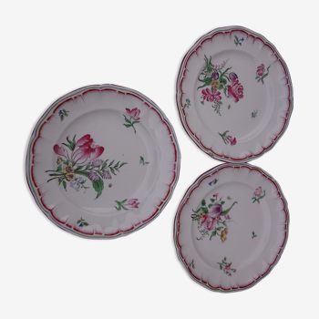 3 plates in opaque porcelain of Lunéville diam 22 cm