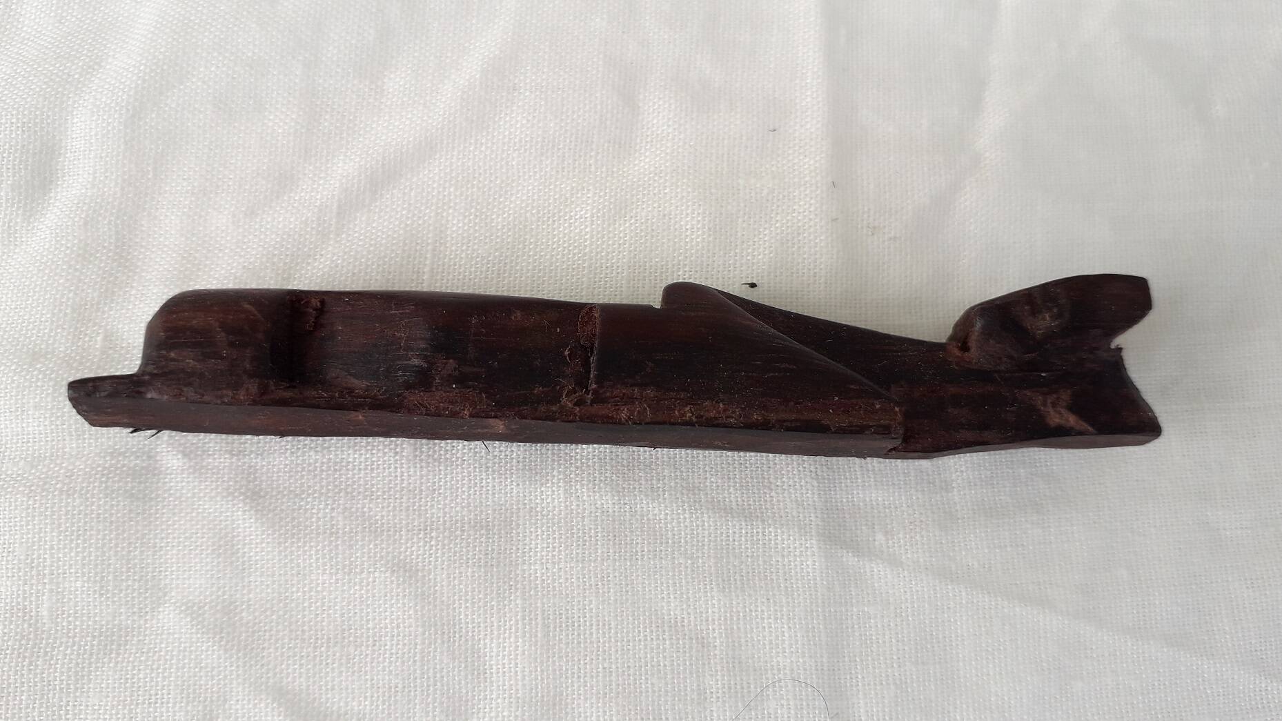 12 porte-couteaux en bois