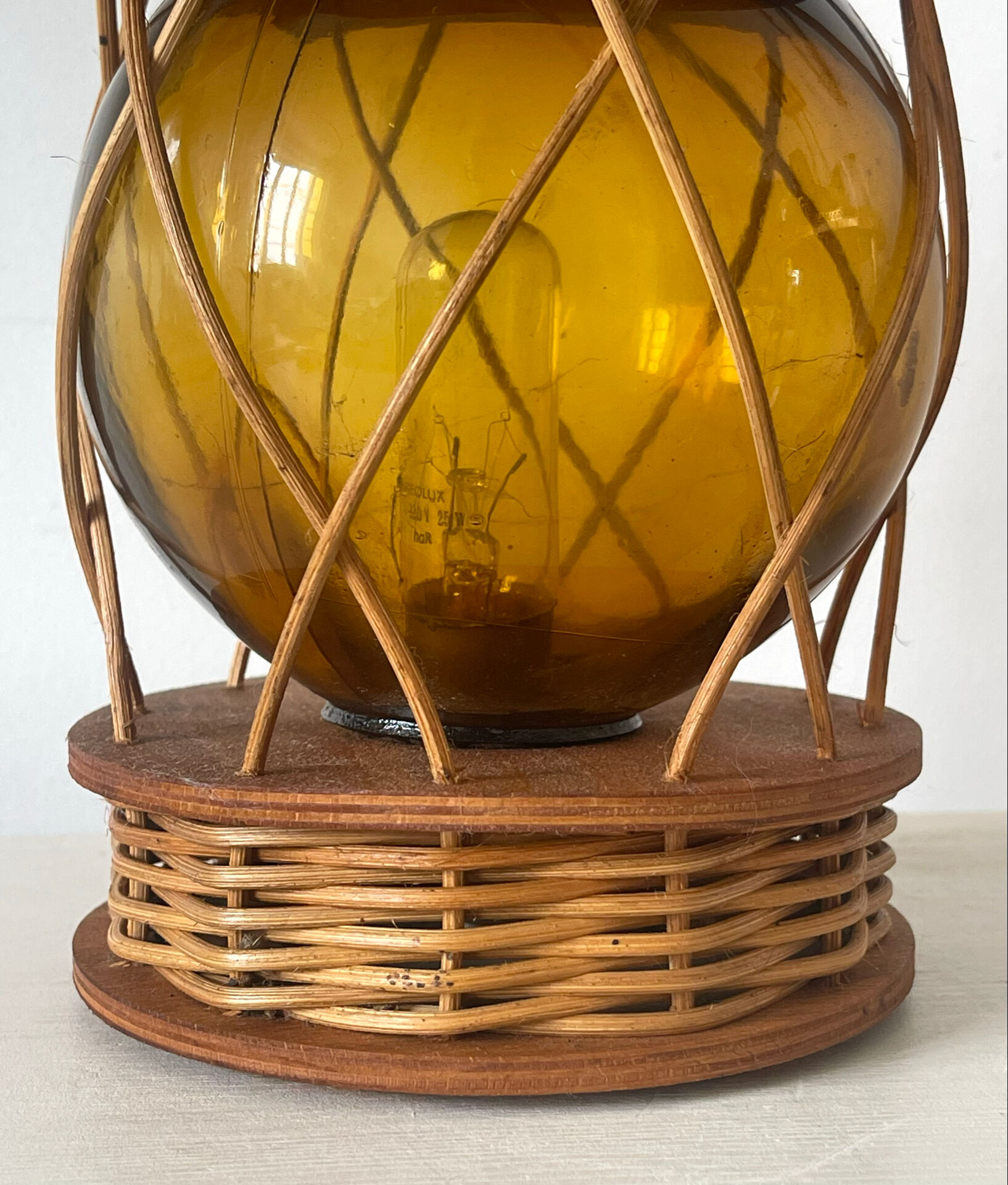 Lampe artisanale 1970