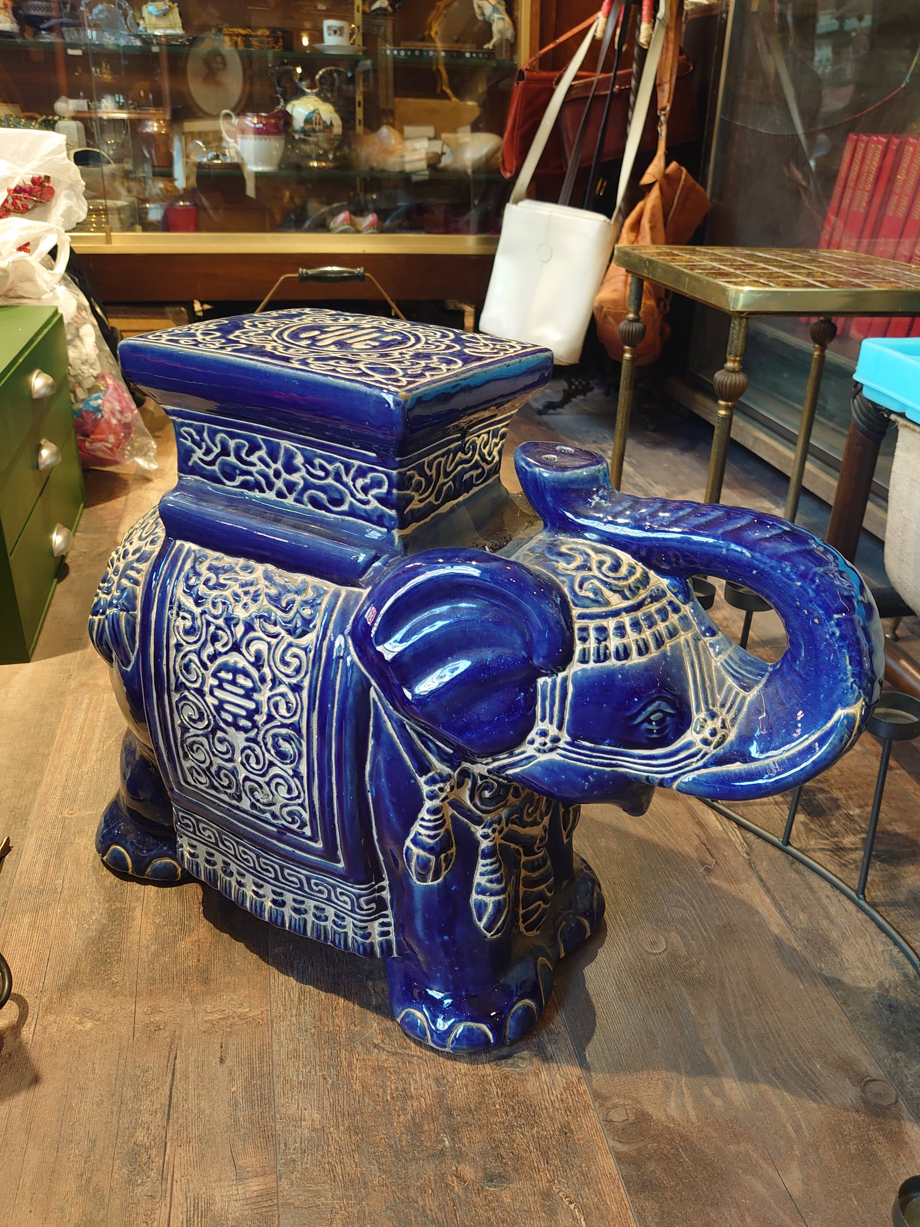 Blue Asian elephant in porcelain