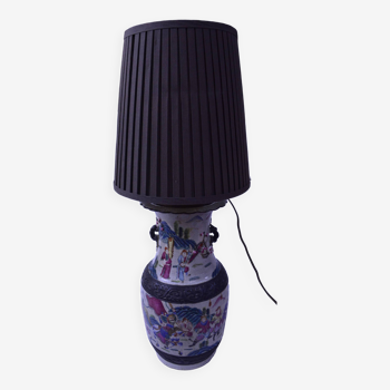 White Chinese Nankin vase, mounted as a lamp.