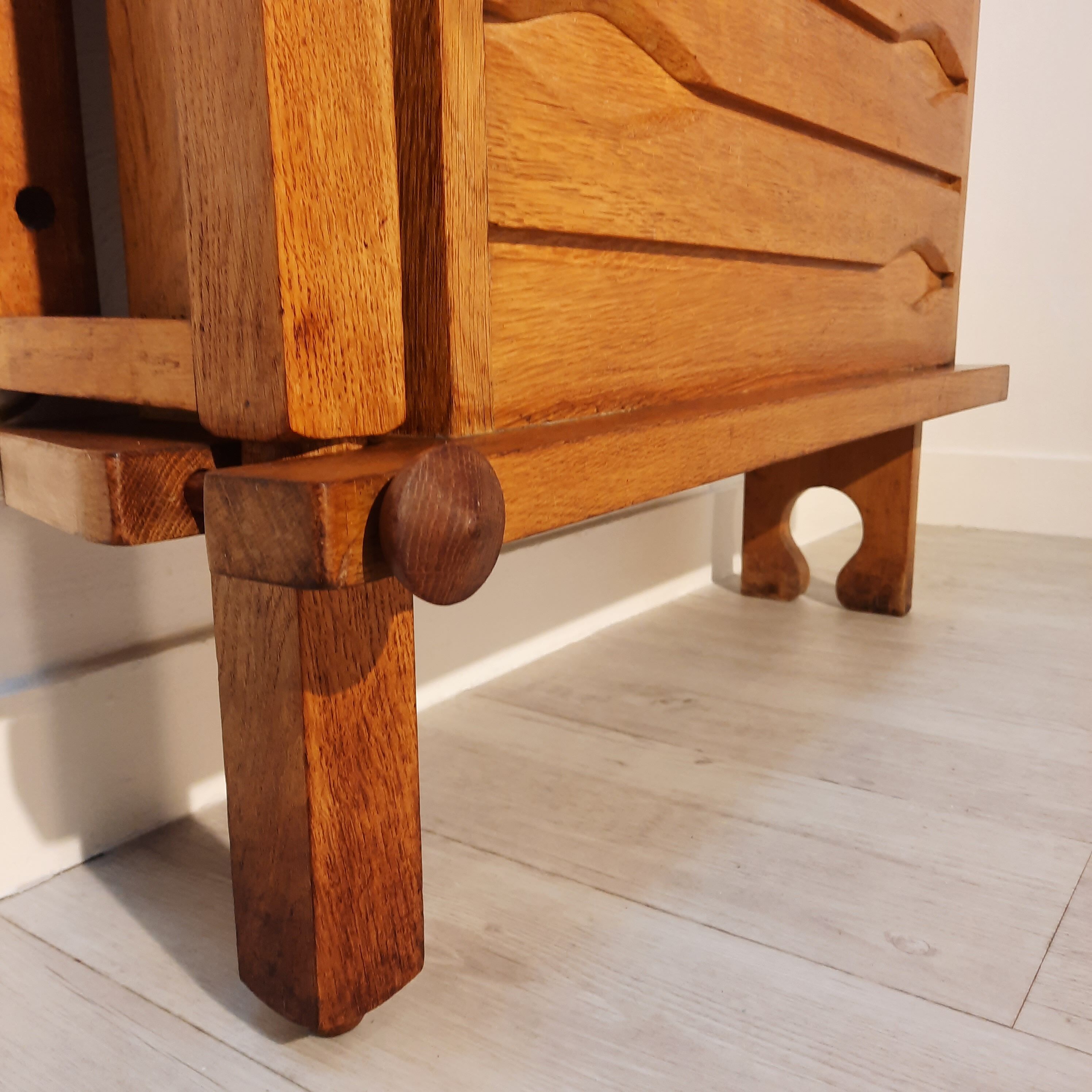 Swivel bar cabinet in oak Guillerme and Chambron for Notre Maison 1970