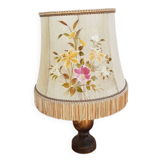 Lampshade/bedside lamp in wood and goatskin