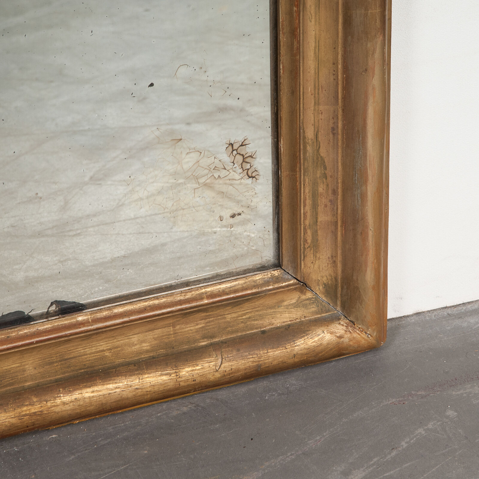 Small Louis XV mirror 68x106cm