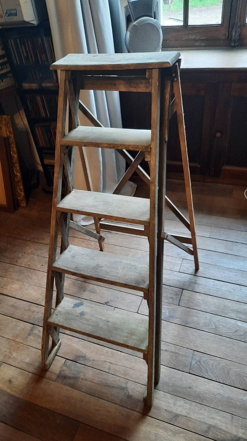 Vintage stepladder