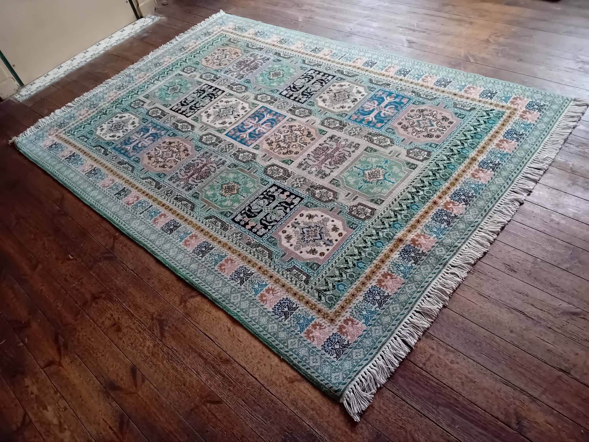 Handmade Berber rug Rabat 252x173cm