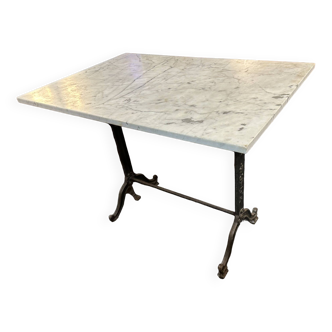 Wrought iron bisrot table