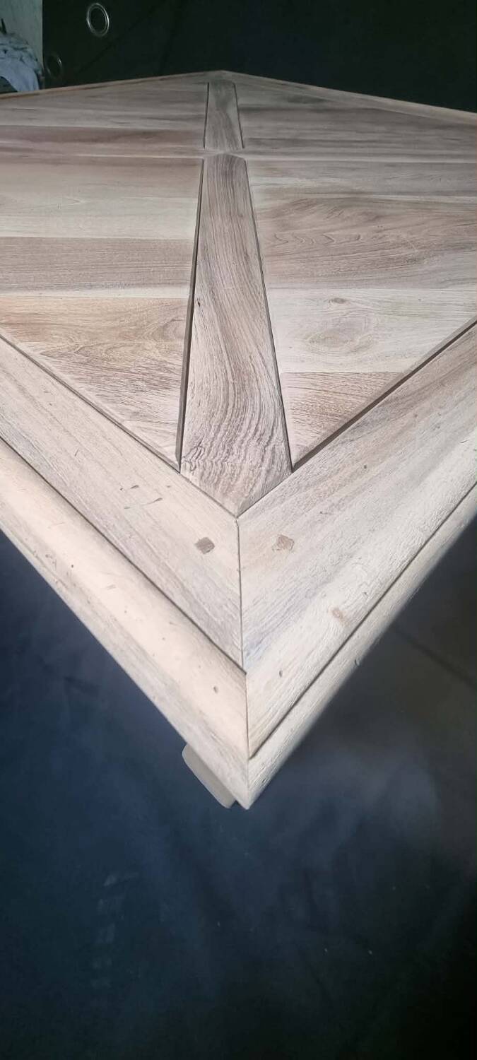Coffee table in solid cherry wood