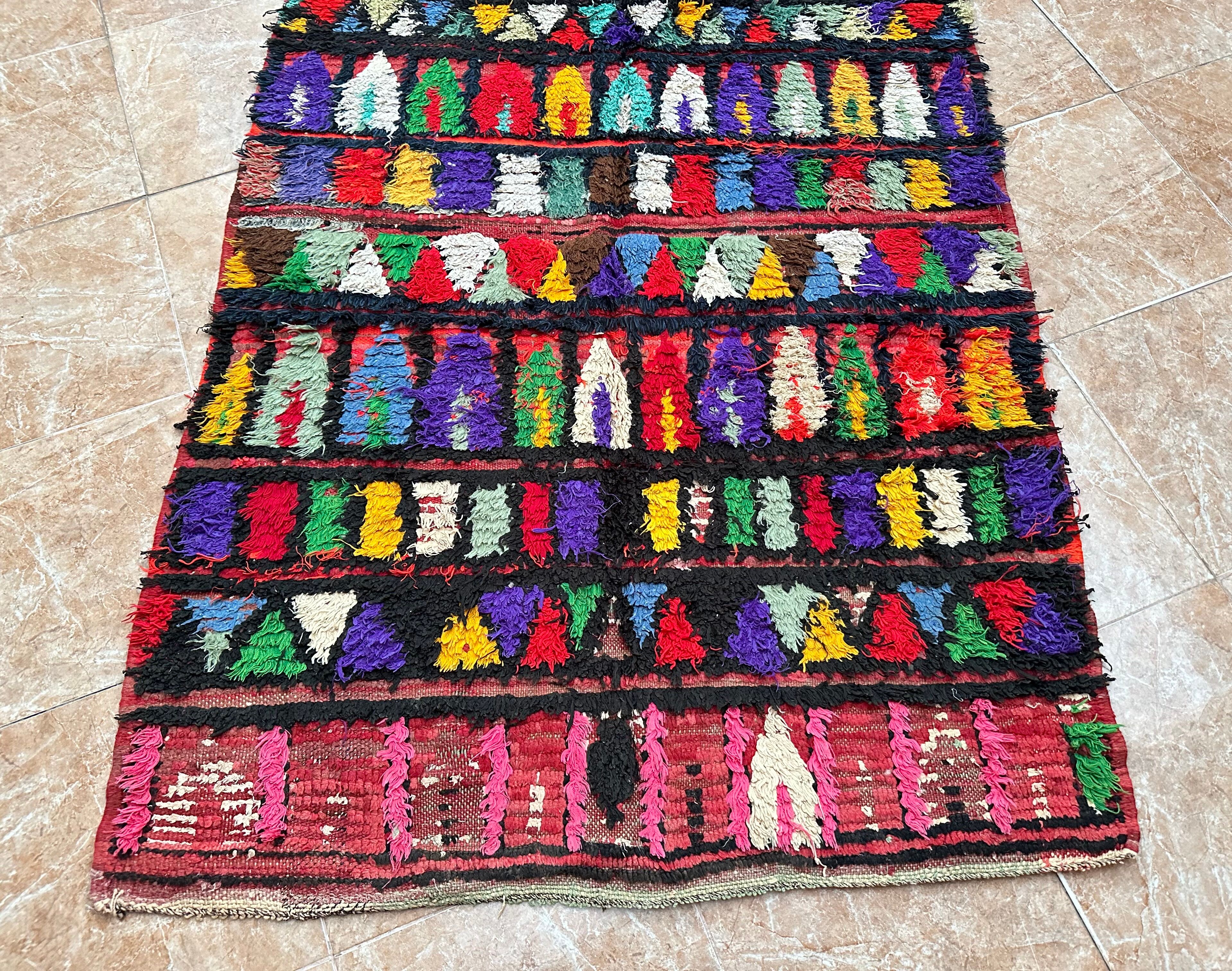Vintage Moroccan Boujaad rug: Small abstract red Boucherouite rug.