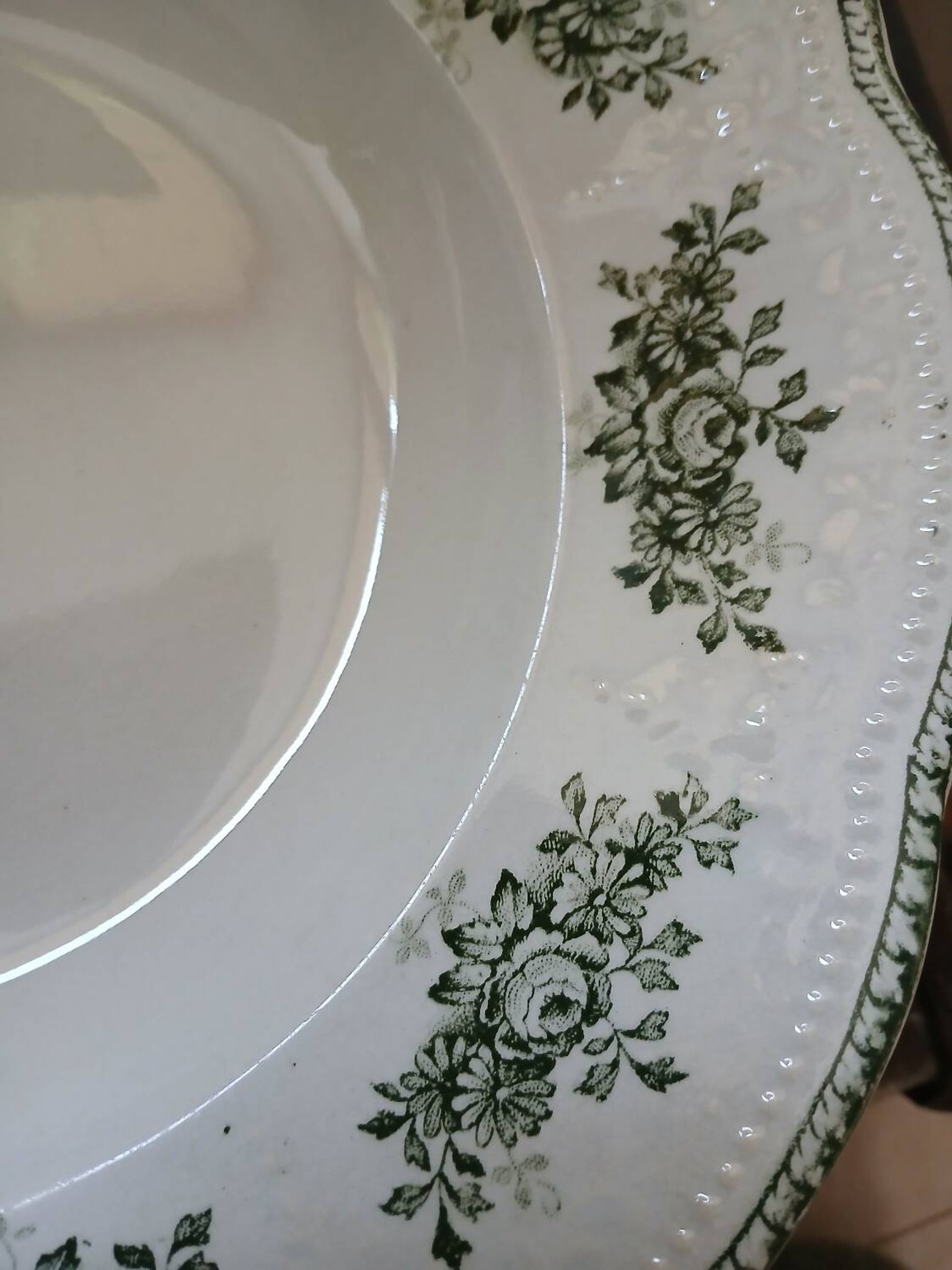 9 assiettes creuses Terre de fer Badonviller
