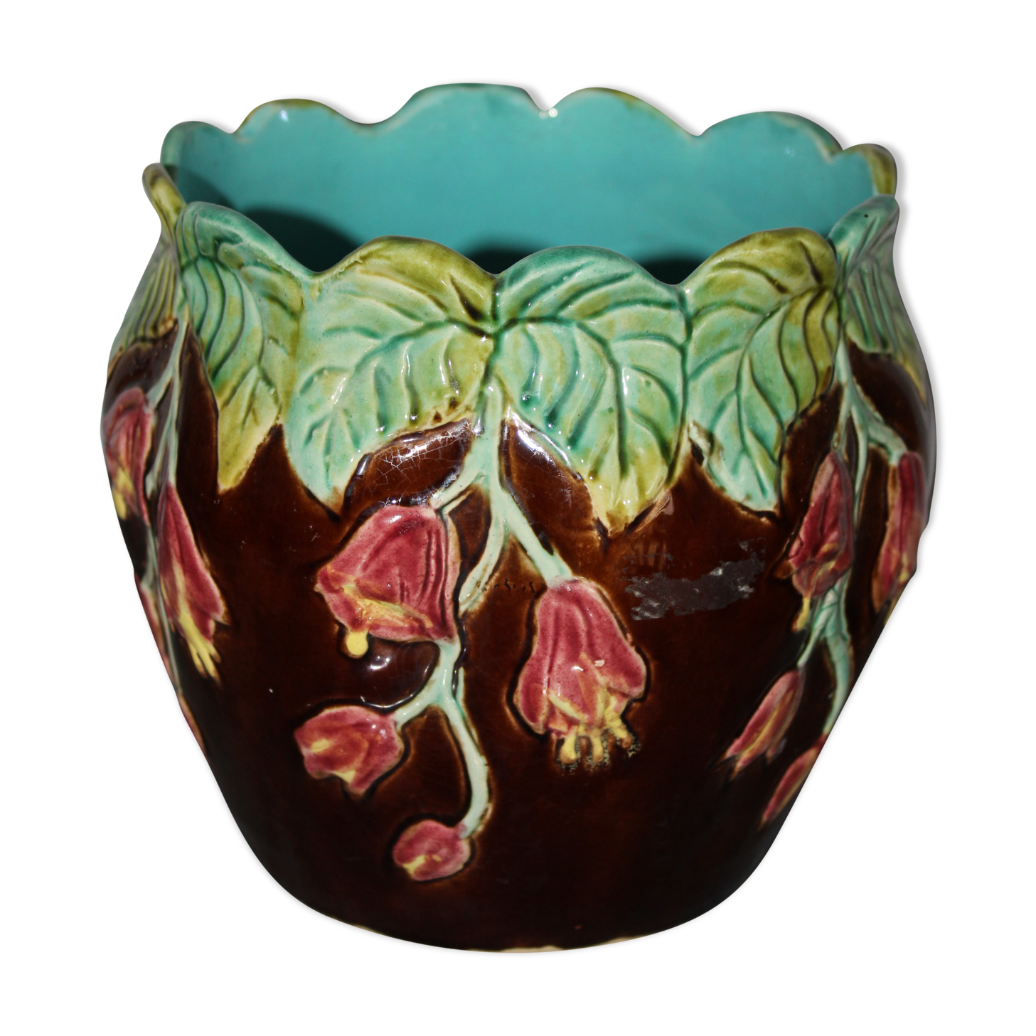 Cache pot in dabbling