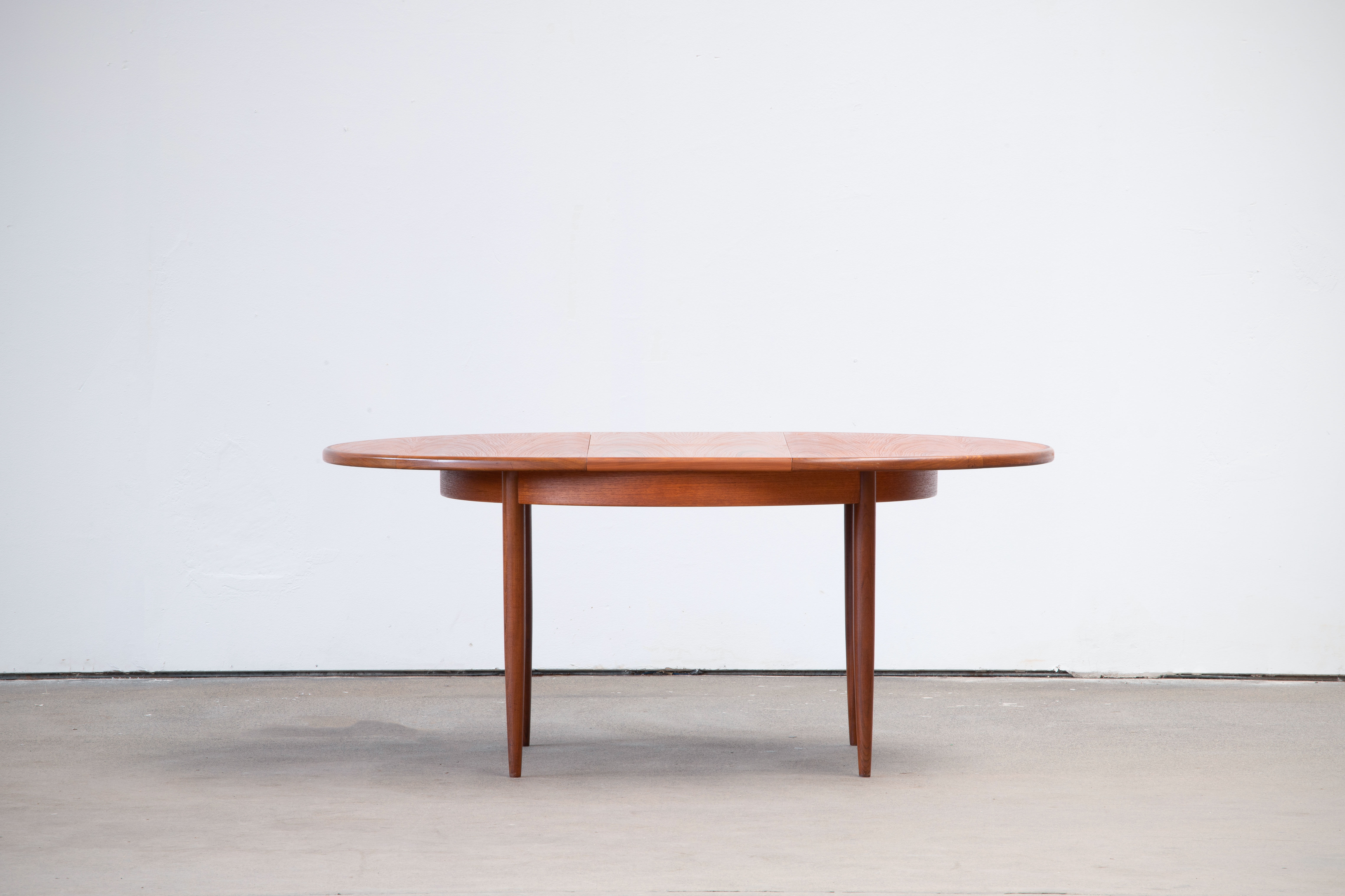 Scandinavian table G-Plan 1960