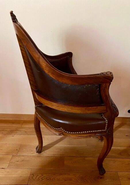 Late 19th century Louis XV-style office chair