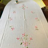 Nappe coton blanc brodée