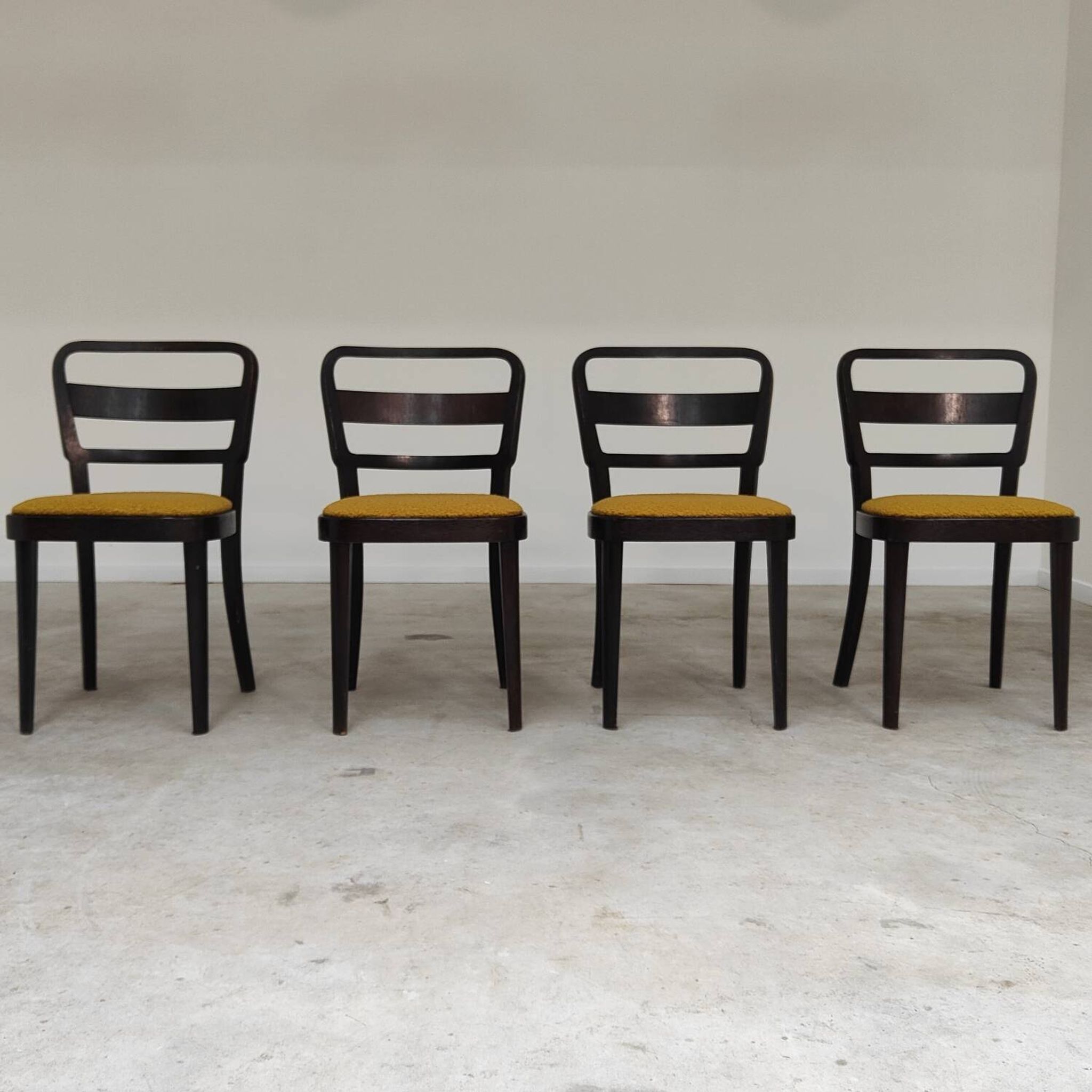 Lot de 4 chaises Thonet art déco 1930 , bouclette Jaune moutarde