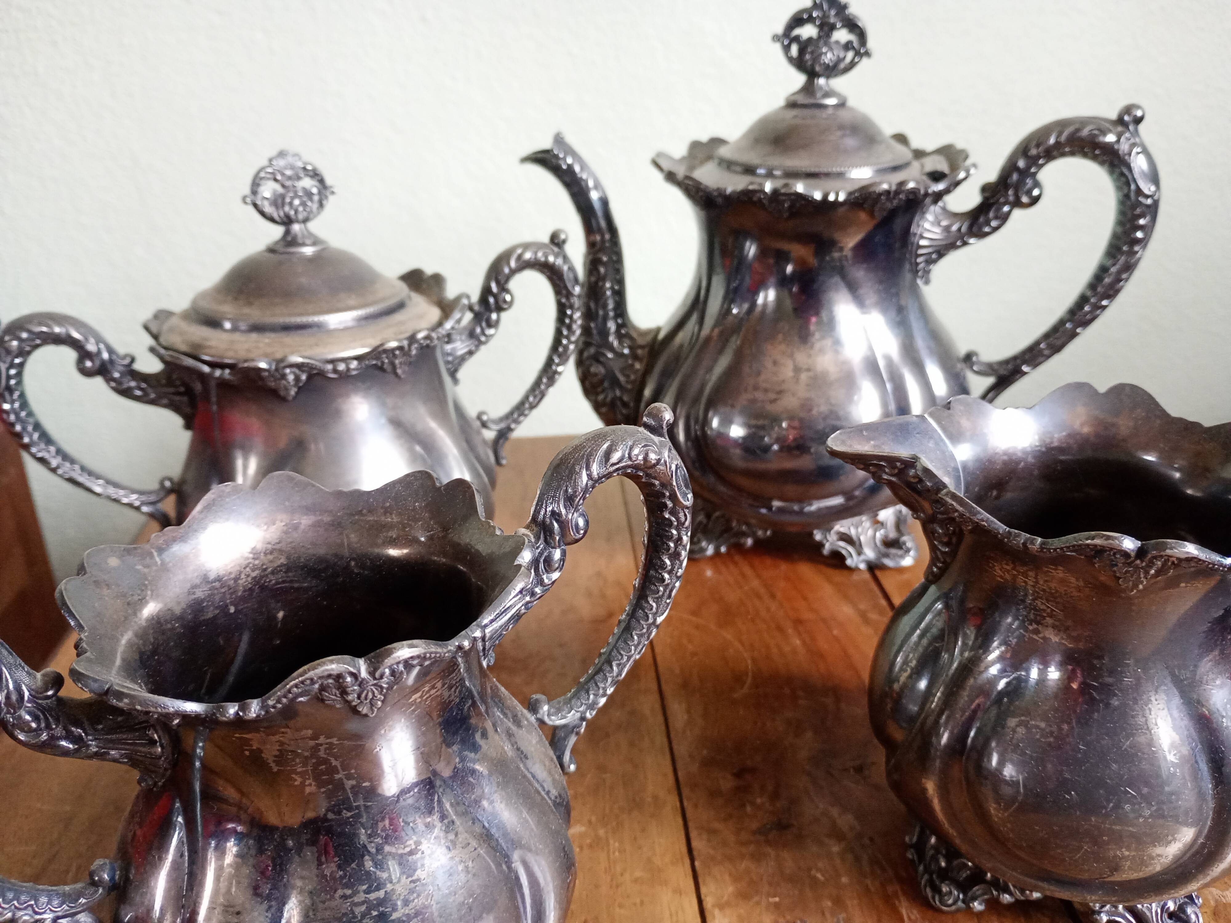 Art Nouveau - Coffee or tea service "W" - silver plated metal - Germany