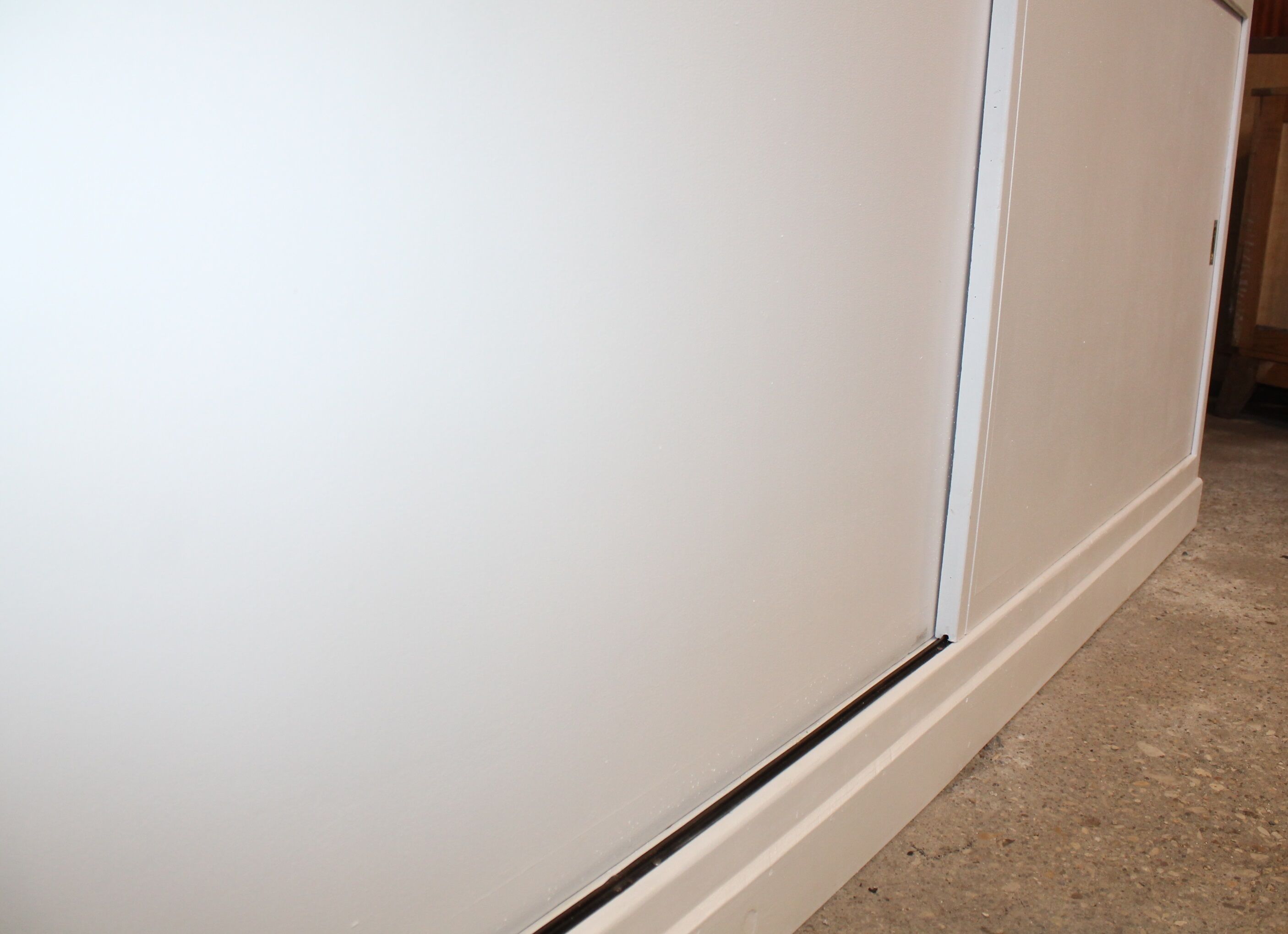 Sliding doors counter